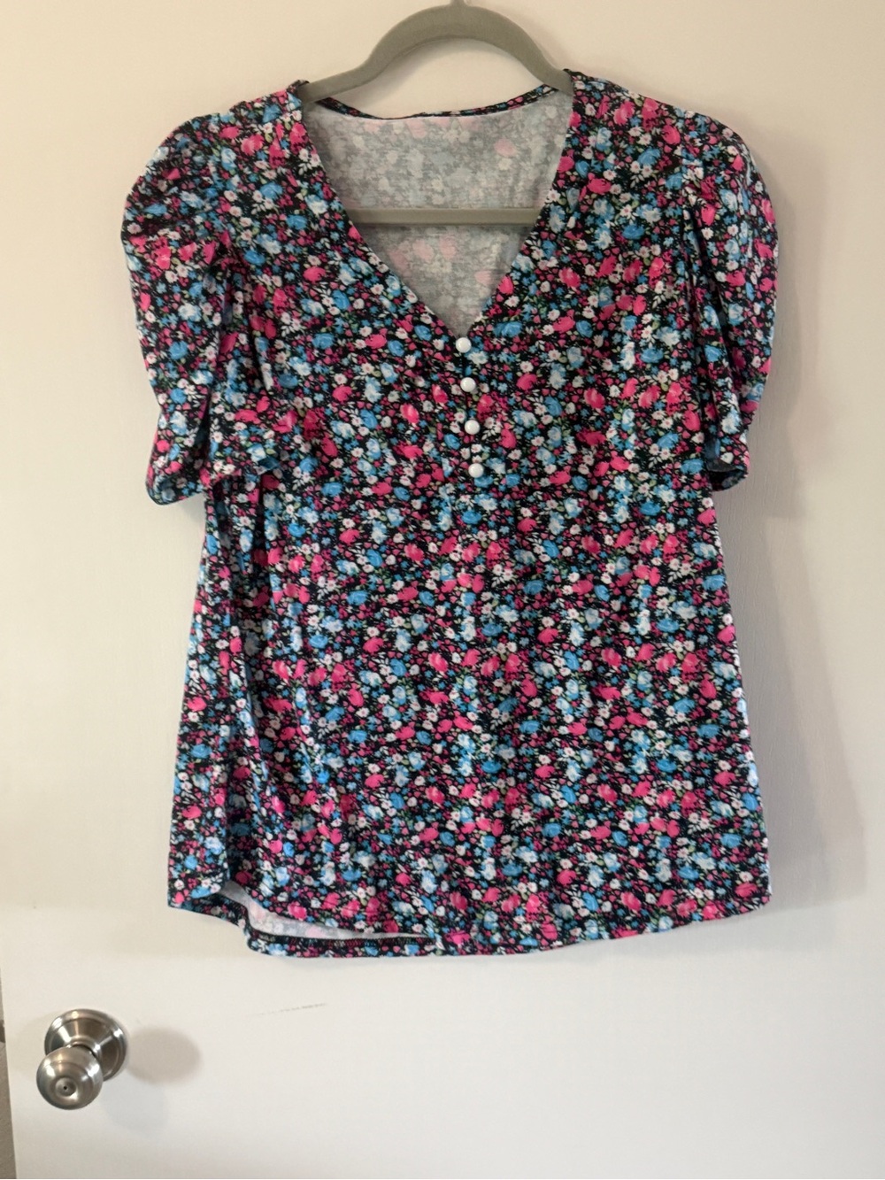Floral V-Neck Puff Sleeve Top in Multi-Color